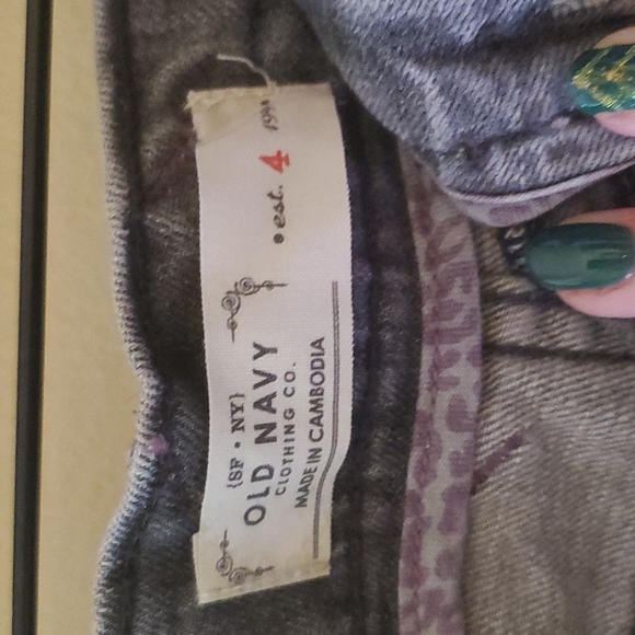 Old Navy grayish short jean skirt. - Picture 2 of 3